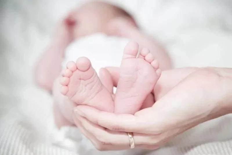 華人孕婦赴加生完孩子就跑 負債580萬!然而孩子根本不算入籍 11 華人孕婦赴加生完孩子就跑 負債580萬!然而孩子根本不算入籍